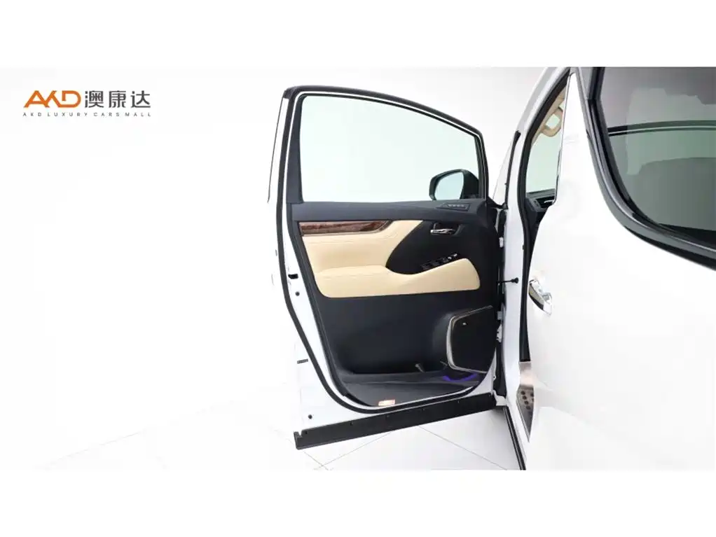 Toyota Alphard 2021 Hybrid 2.5L Luxury фото 11