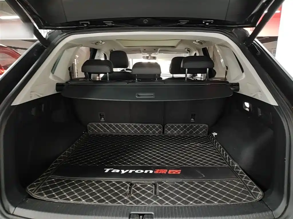 Volkswagen Tayron 2022 330TSI 2WD Luxury Smart Connect Edition фото 19