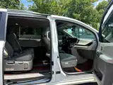 Photo 7 - Toyota Sienna