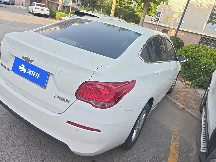 Chevrolet Cavalier 2016 1.5L Automatic Delight Edition фото 3