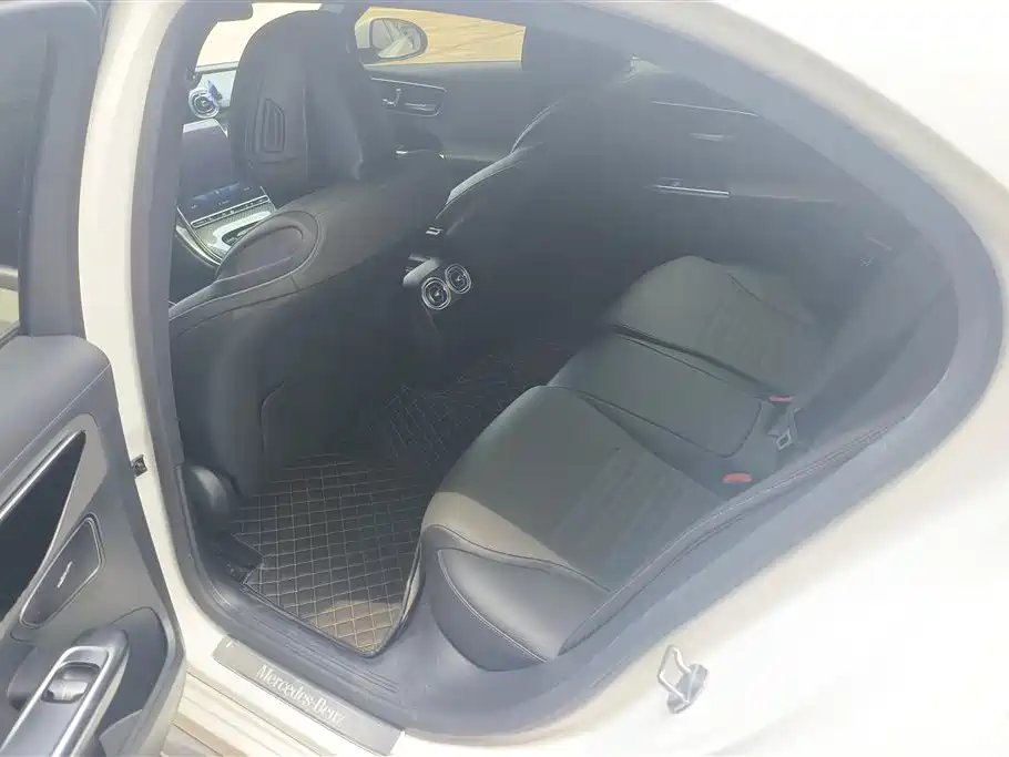 Mercedes-Benz C-Class 2022 Facelift C 260 L Sport фото 11