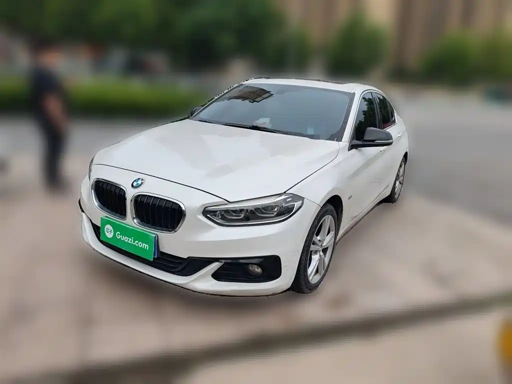 BMW 1 Series 2017 118i Design Package