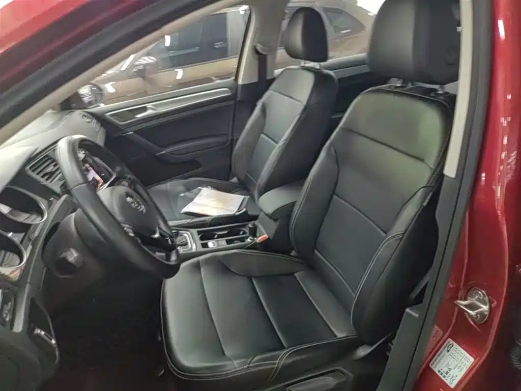 Volkswagen Golf 2020 280TSI DSG Comfort фото 15
