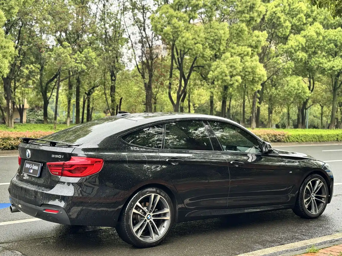 BMW 3 Series GT 2018 330i xDrive M Sport фото 7
