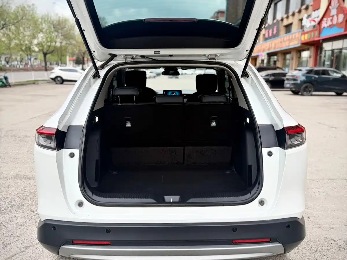 Photo 14 - Honda Vezel