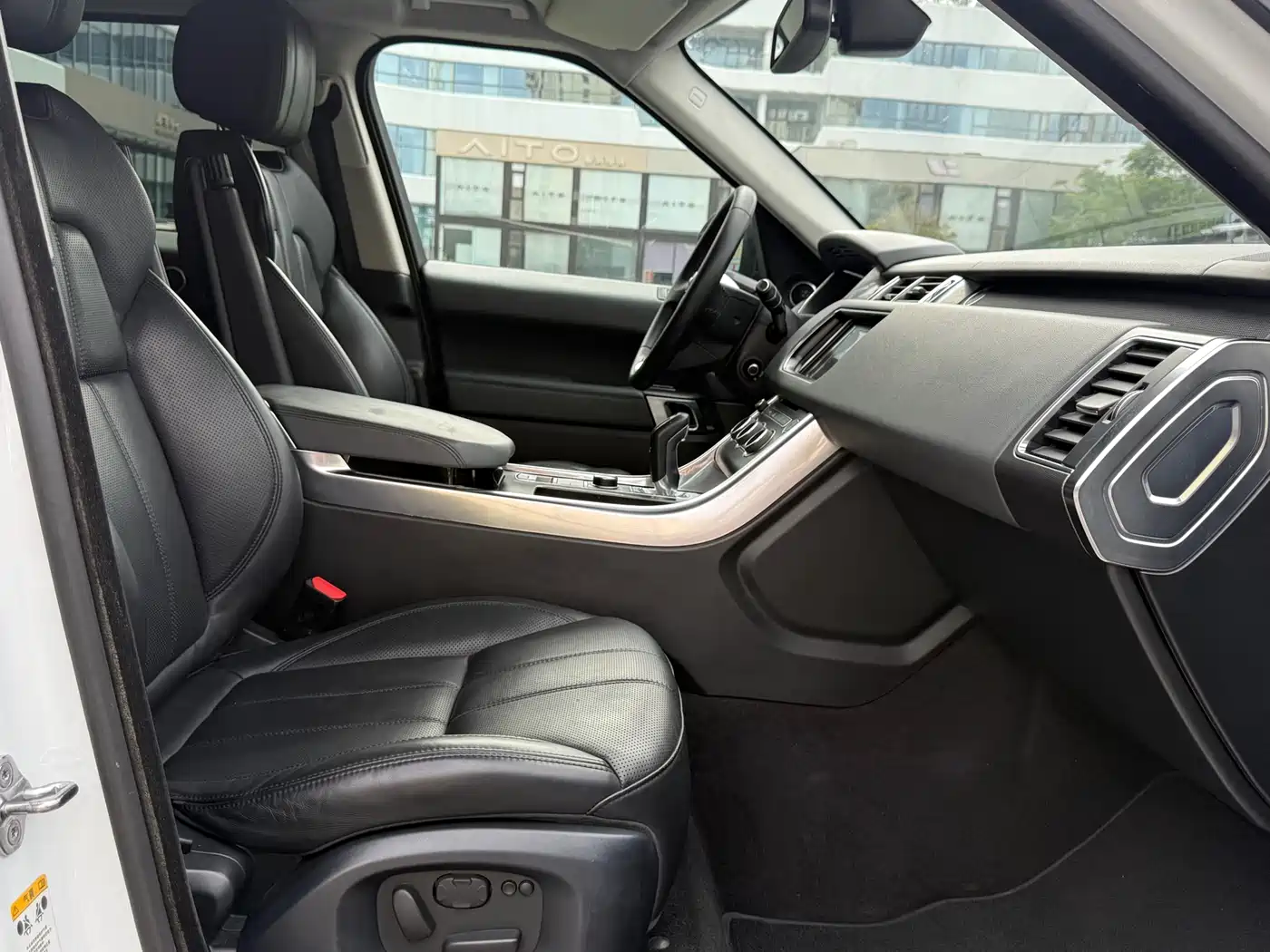 Land Rover Range Rover Sport 2014 3.0 SC V6 HSE DYNAMIC фото 6