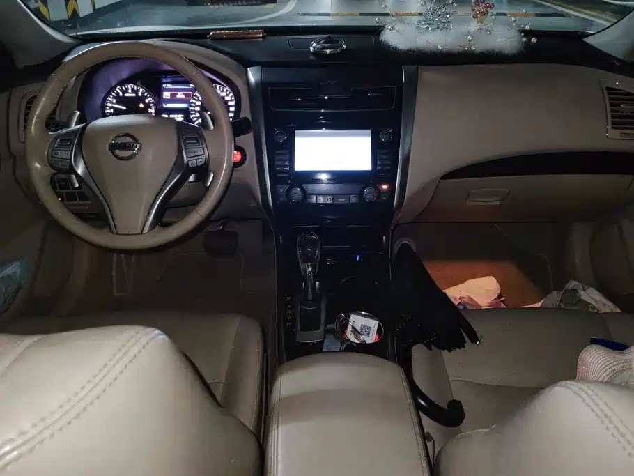 Фото 12 - Nissan Teana