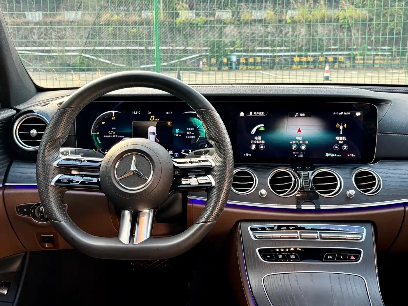 Mercedes-Benz E-Class 2022 E 260 L Sport фото 14