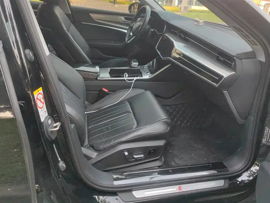Audi A6L 2023 Facelift 45 TFSI Premium Dynamic фото 8