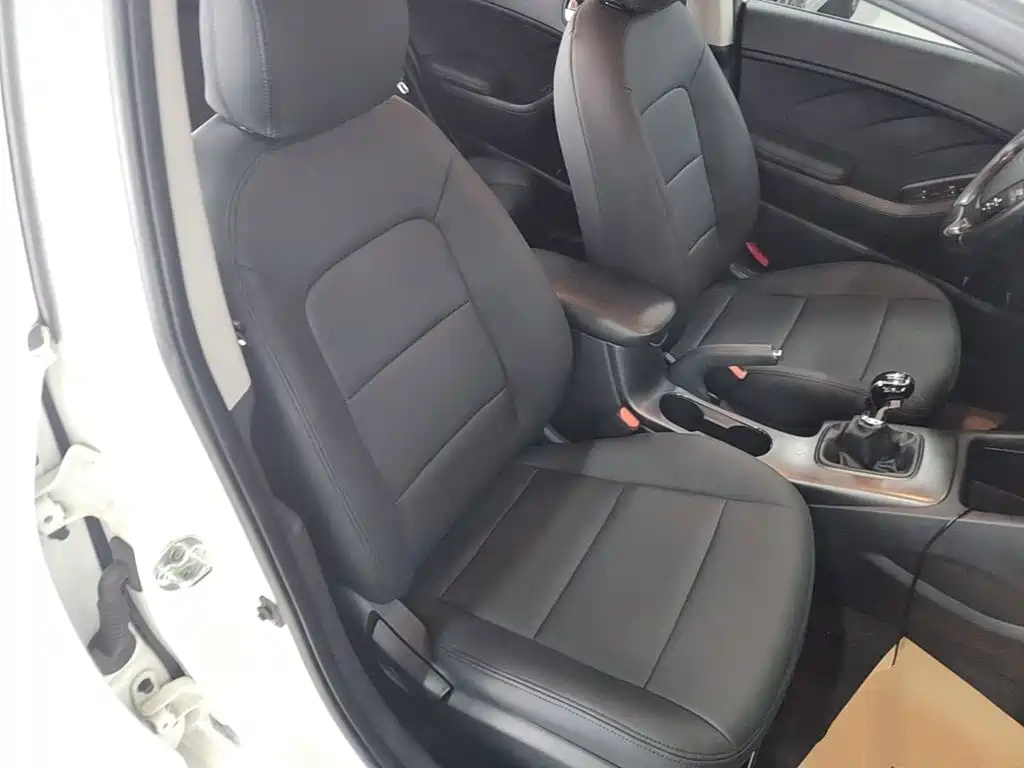 Фото 25 - Kia K3