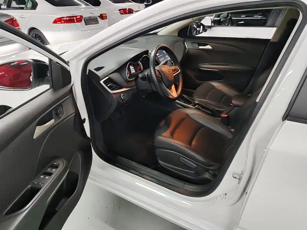 Chevrolet Monza 2020 Mild Hybrid Redline 320T Dual-Clutch Refreshing Edition фото 16