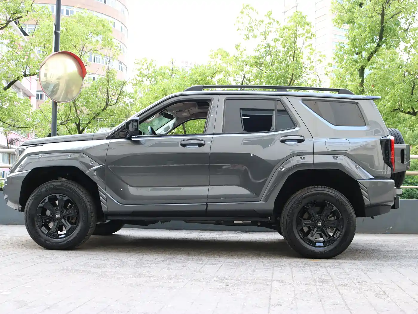 Tank 400 New Energy 2023 Hi4-T Super Edition фото 2