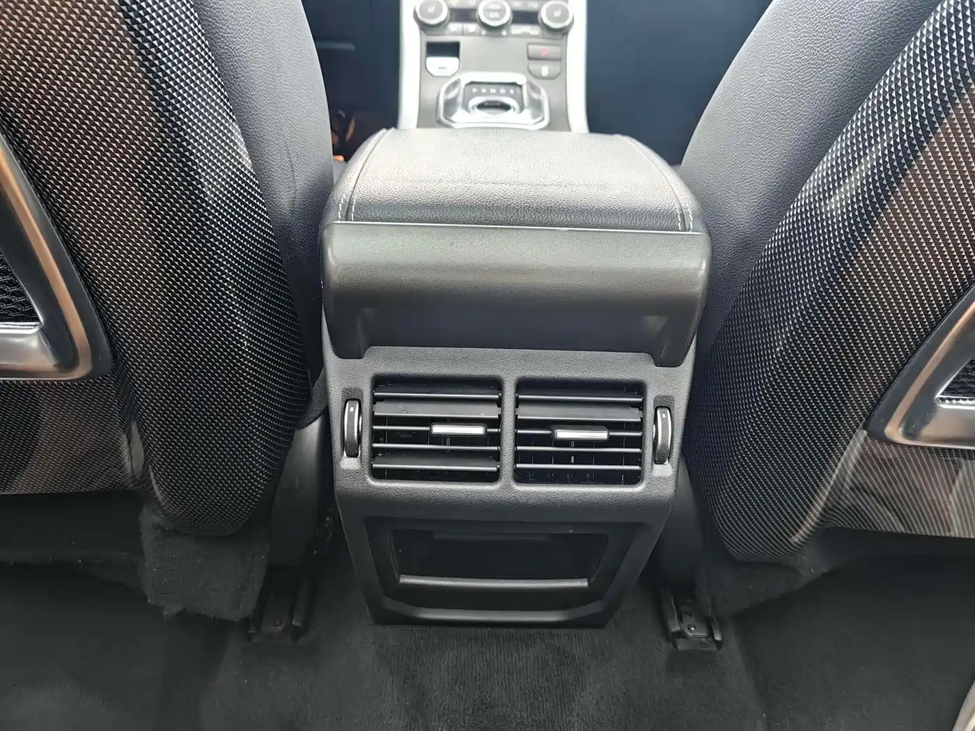 Land Rover Range Rover Evoque (Import) 2013 2.0T 5-door Dynamic Edition фото 11