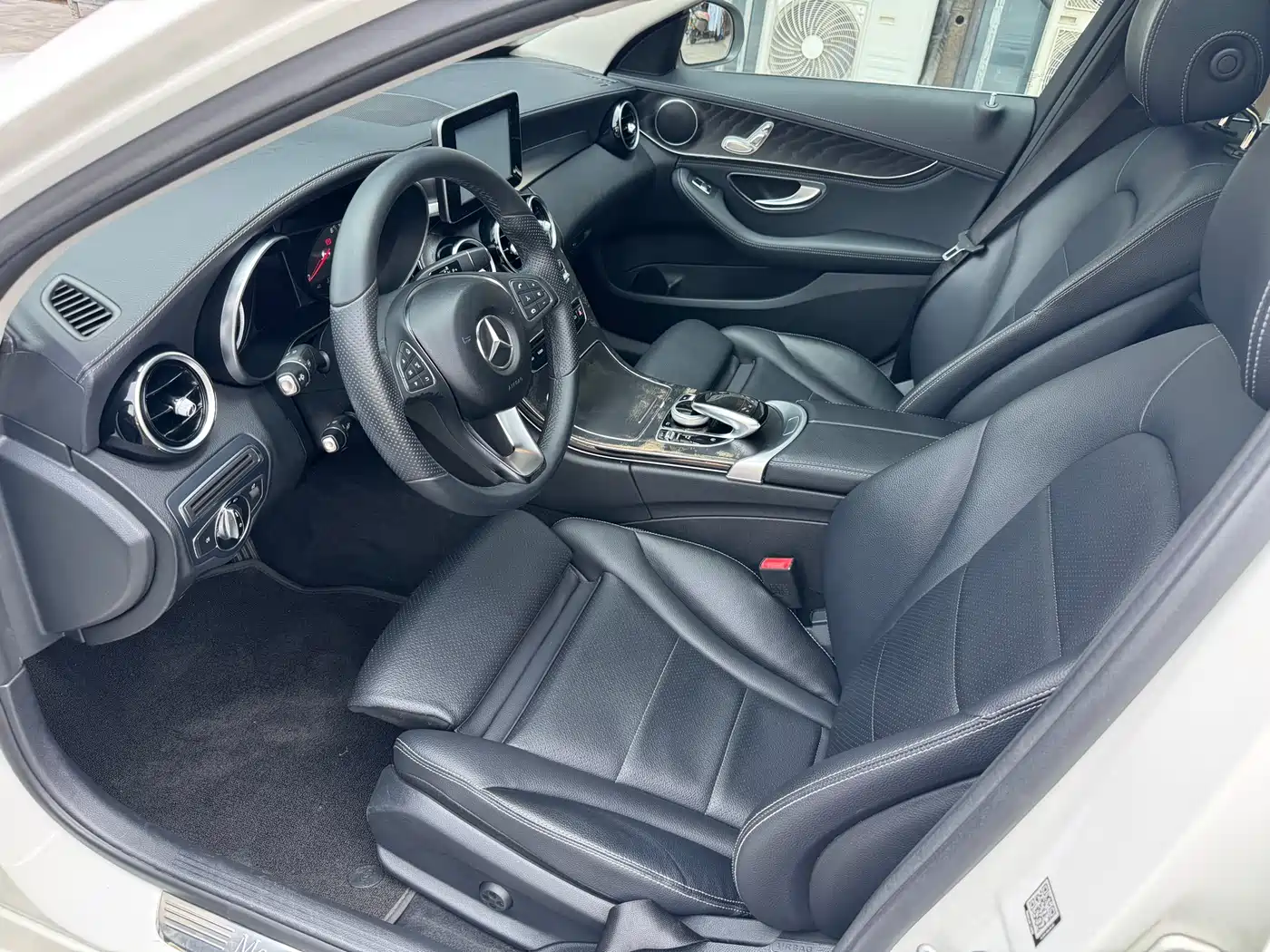 Mercedes-Benz C-Class 2015 Facelift C 180 L Sport фото 7