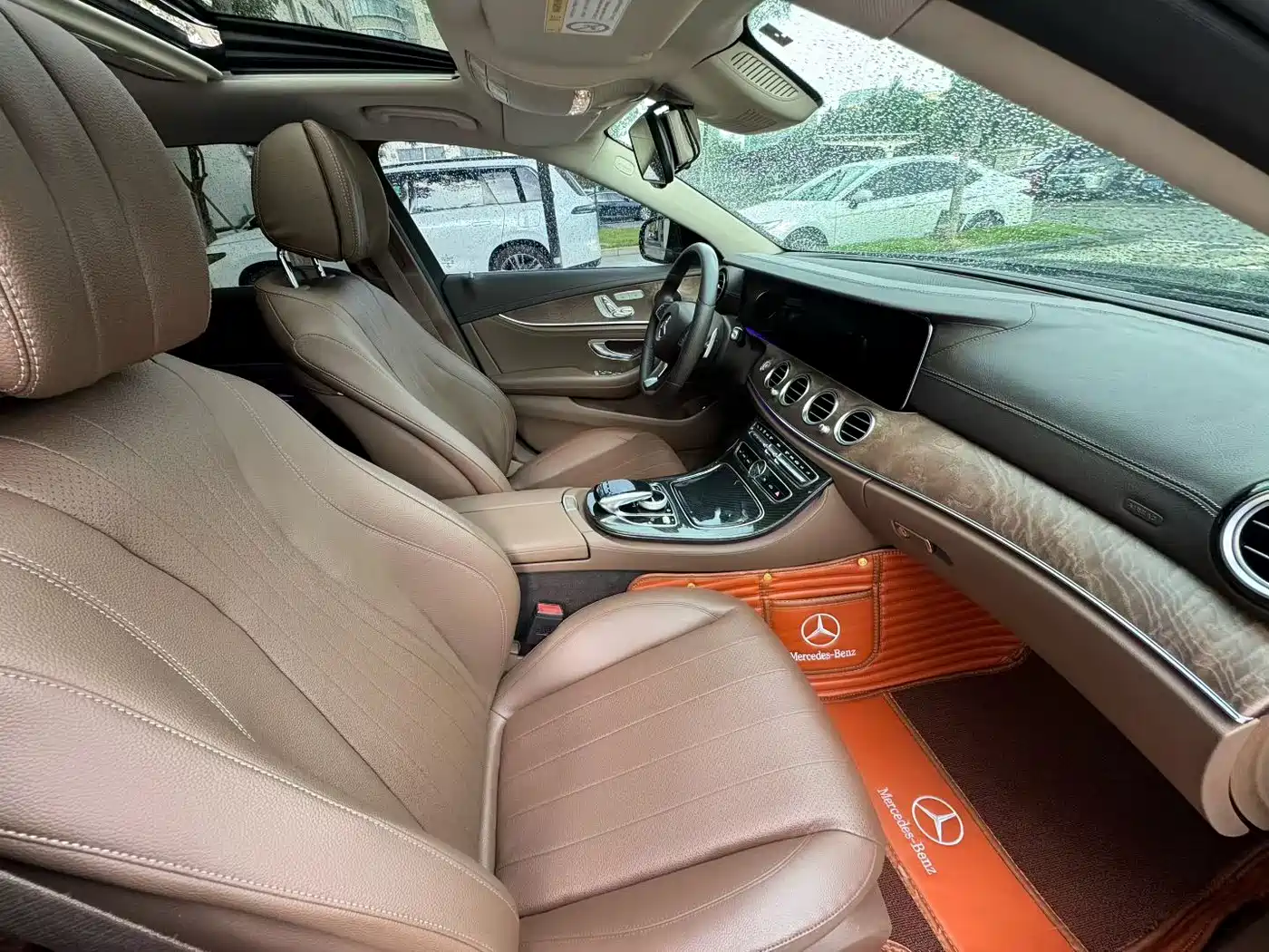 Mercedes-Benz E-Class 2016 E 300 L Sport Fashion Type фото 7