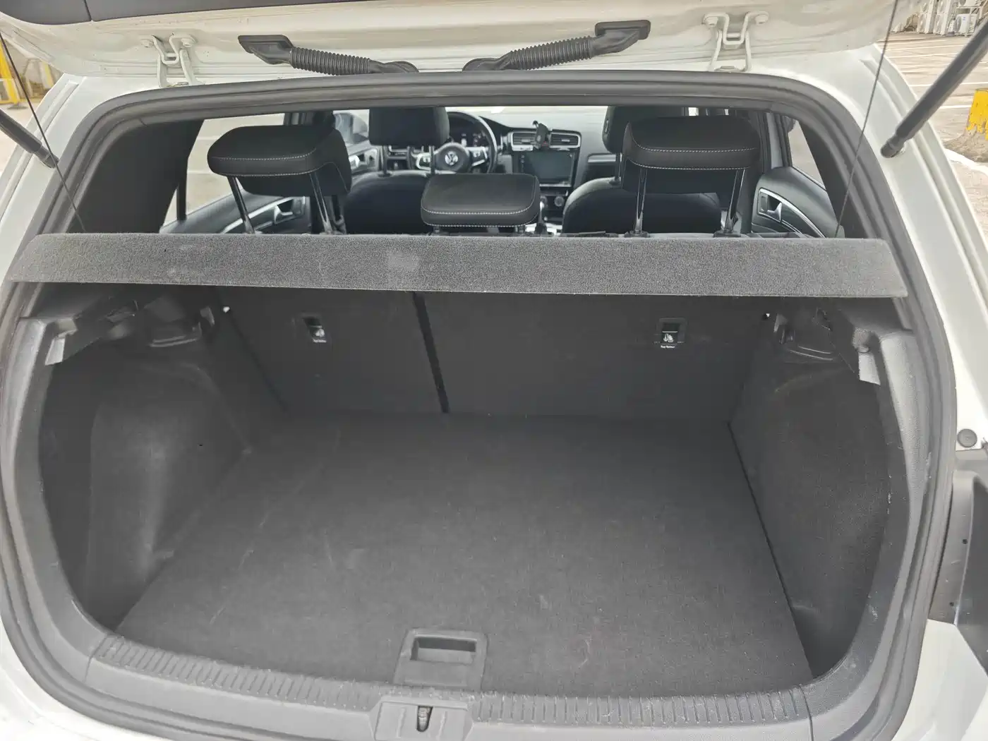 Photo 16 - Volkswagen Golf