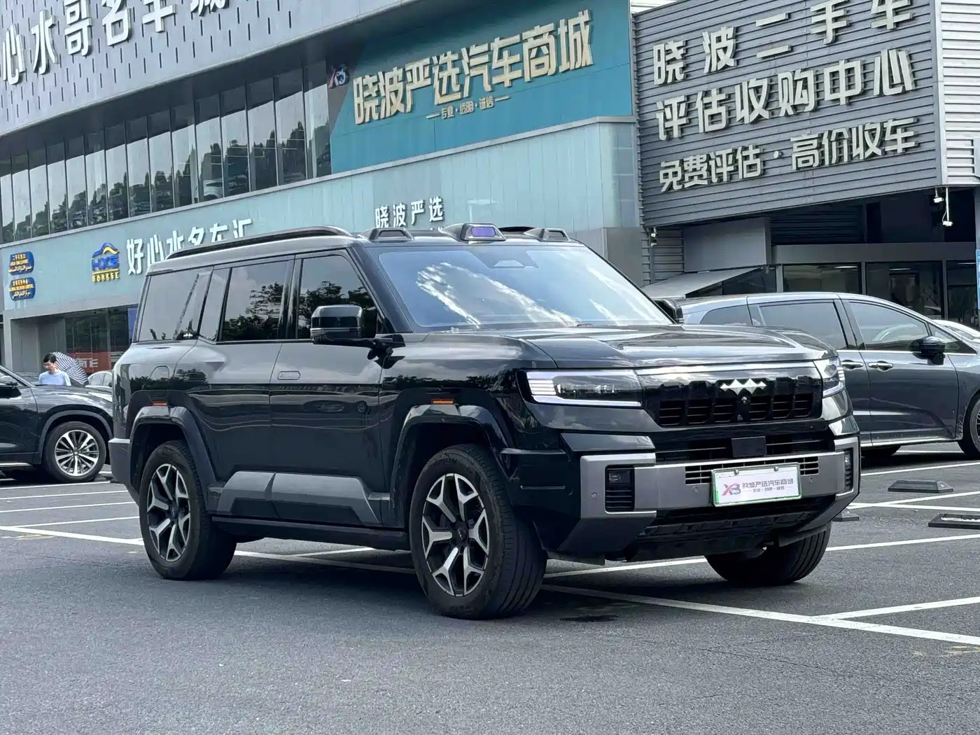 Fang Cheng Bao Leopard 8 2025 2025 Zhiyong Flagship 7-Seater