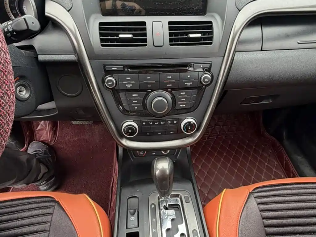 Besturn X80 2015 2015 2.0L Automatic Comfort Anniversary Edition