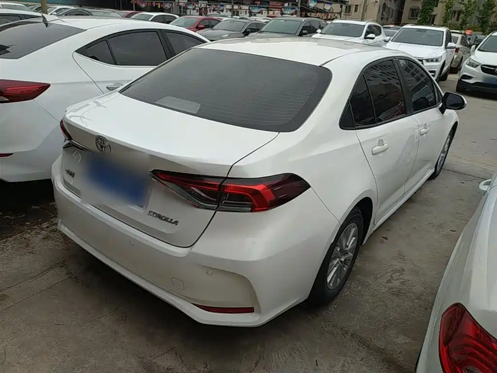 Toyota Corolla 2021 TNGA 1.5L CVT Elite Edition фото 7
