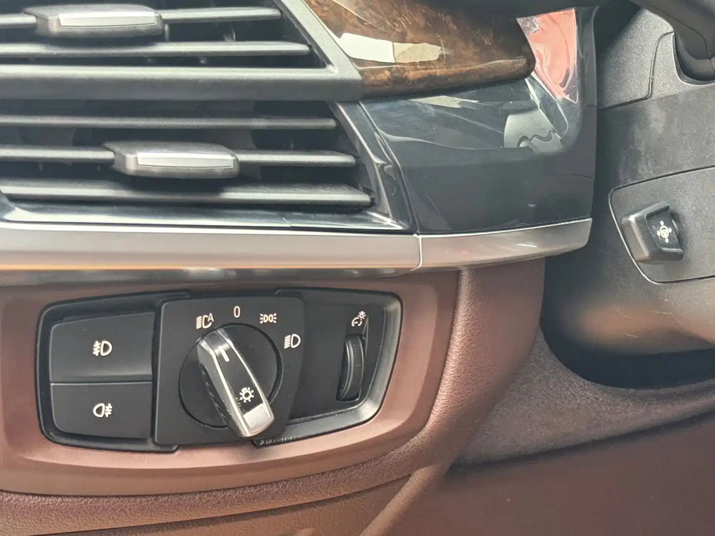 BMW X5 (Import) 2017 xDrive28i фото 16