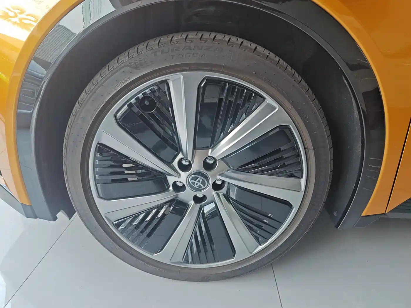 Toyota bZ5 2025 550 PRO Smart Edition фото 24