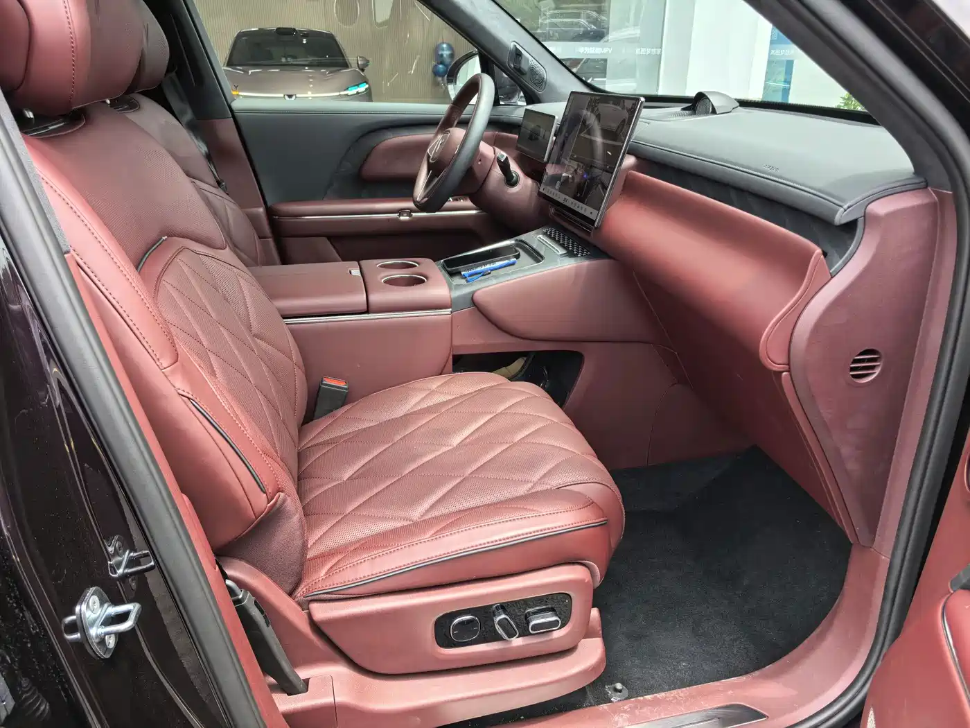 Voyah Auto VOYAH Taisan 2025 2026 Model Base