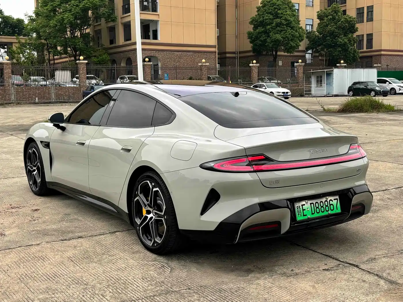 Xiaomi Auto Xiaomi SU7 2024 RWD Standard Founder's Edition фото 12