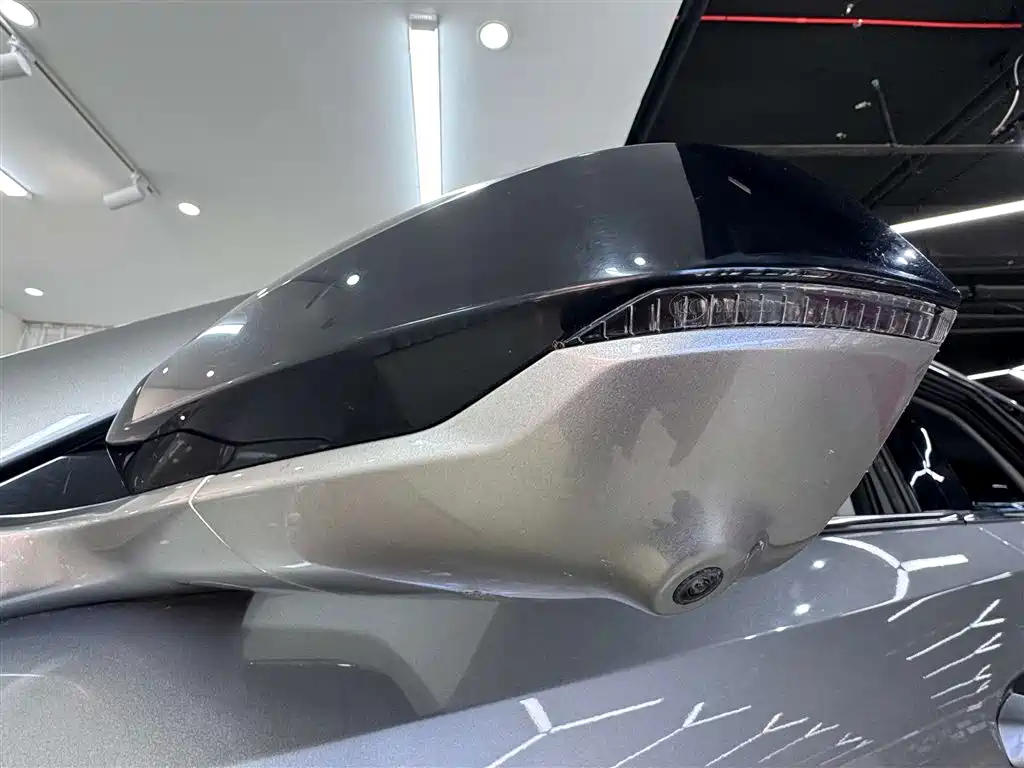 Photo 13 - Changan Oshan Z6