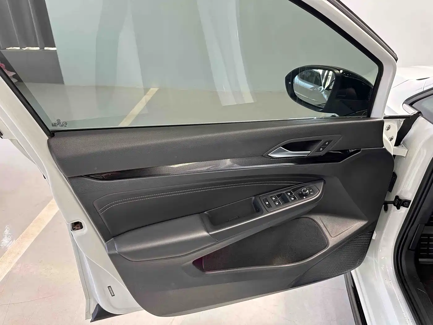 Volkswagen Golf 2021 280TSI DSG R-Line фото 24