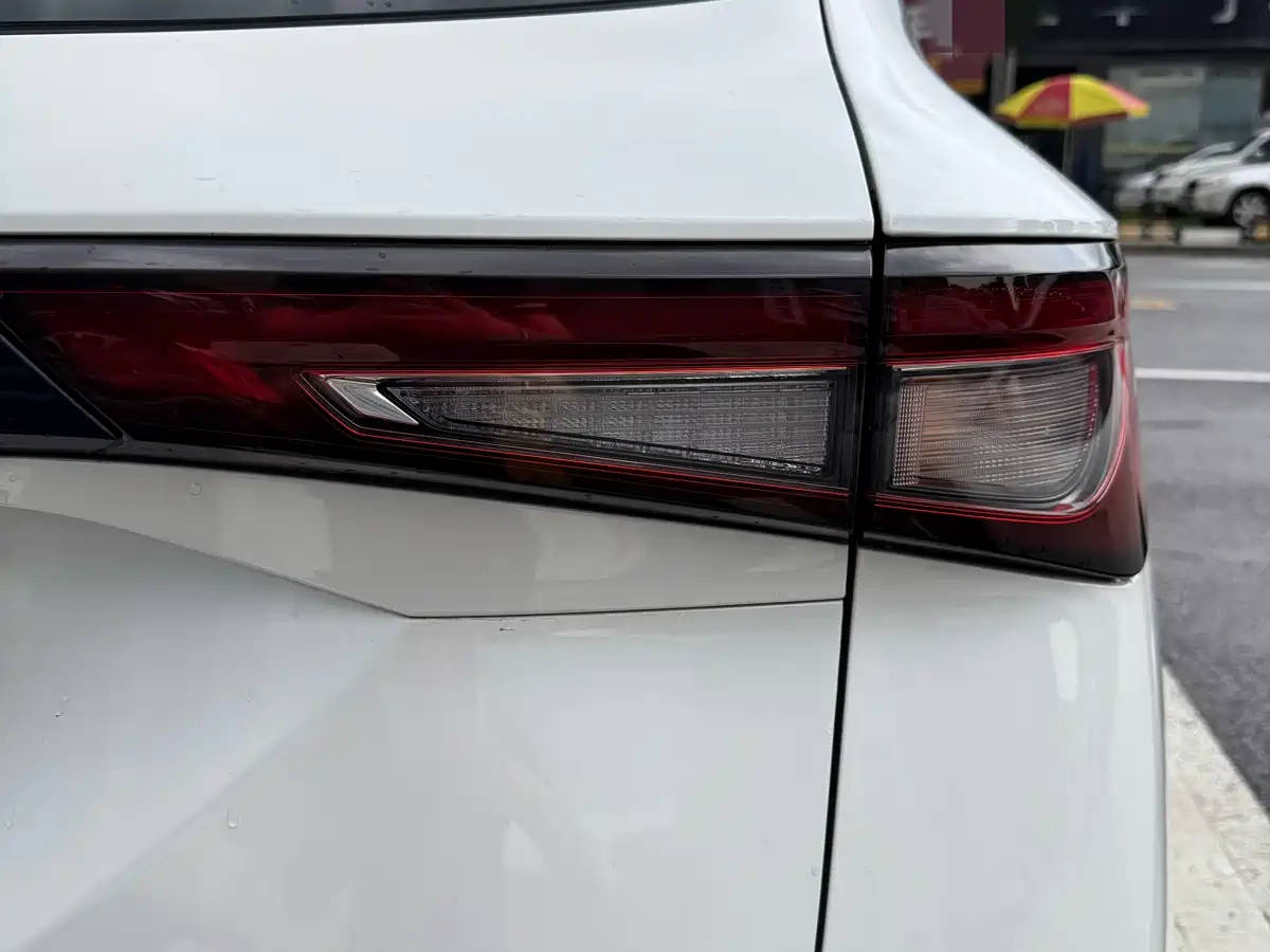 Wuling Motors Wuling Xingchen 2021 2021 1.5T CVT Starlight Edition