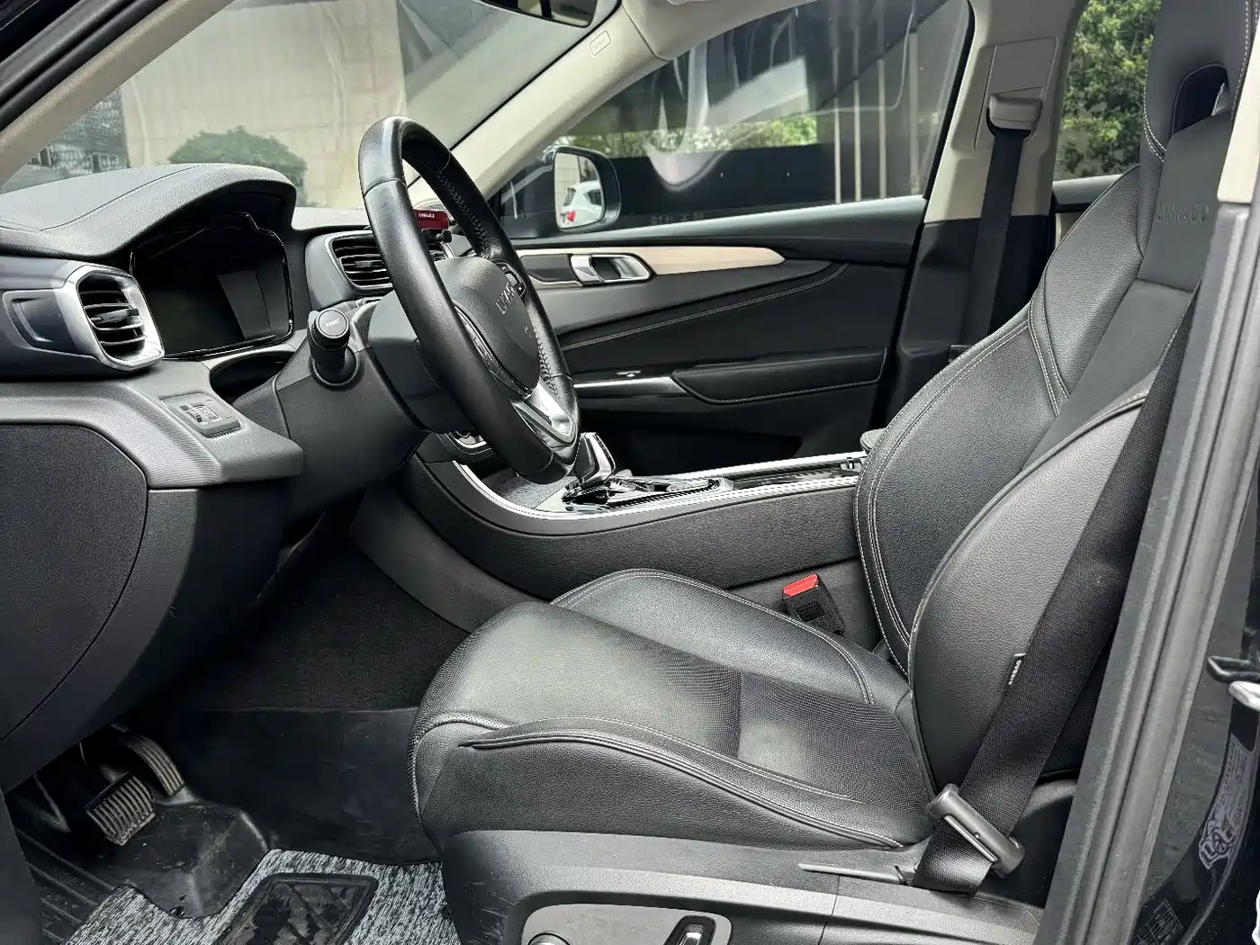 Lynk & Co 01 2019 2.0T 2WD Type Pro Version China VI фото 10