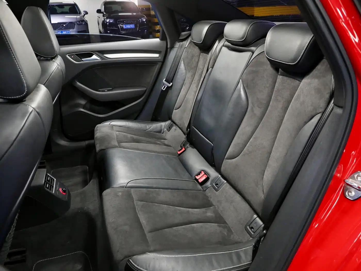 Audi S3 2015 S3 2.0T Limousine фото 9
