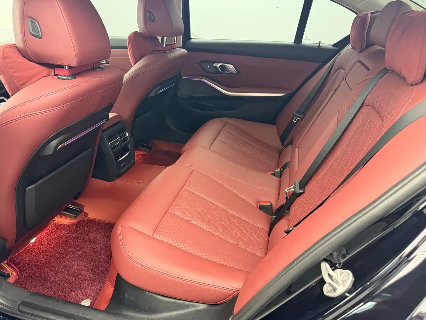 BMW 3 Series 2022 325Li M Sport Shadow Edition фото 12