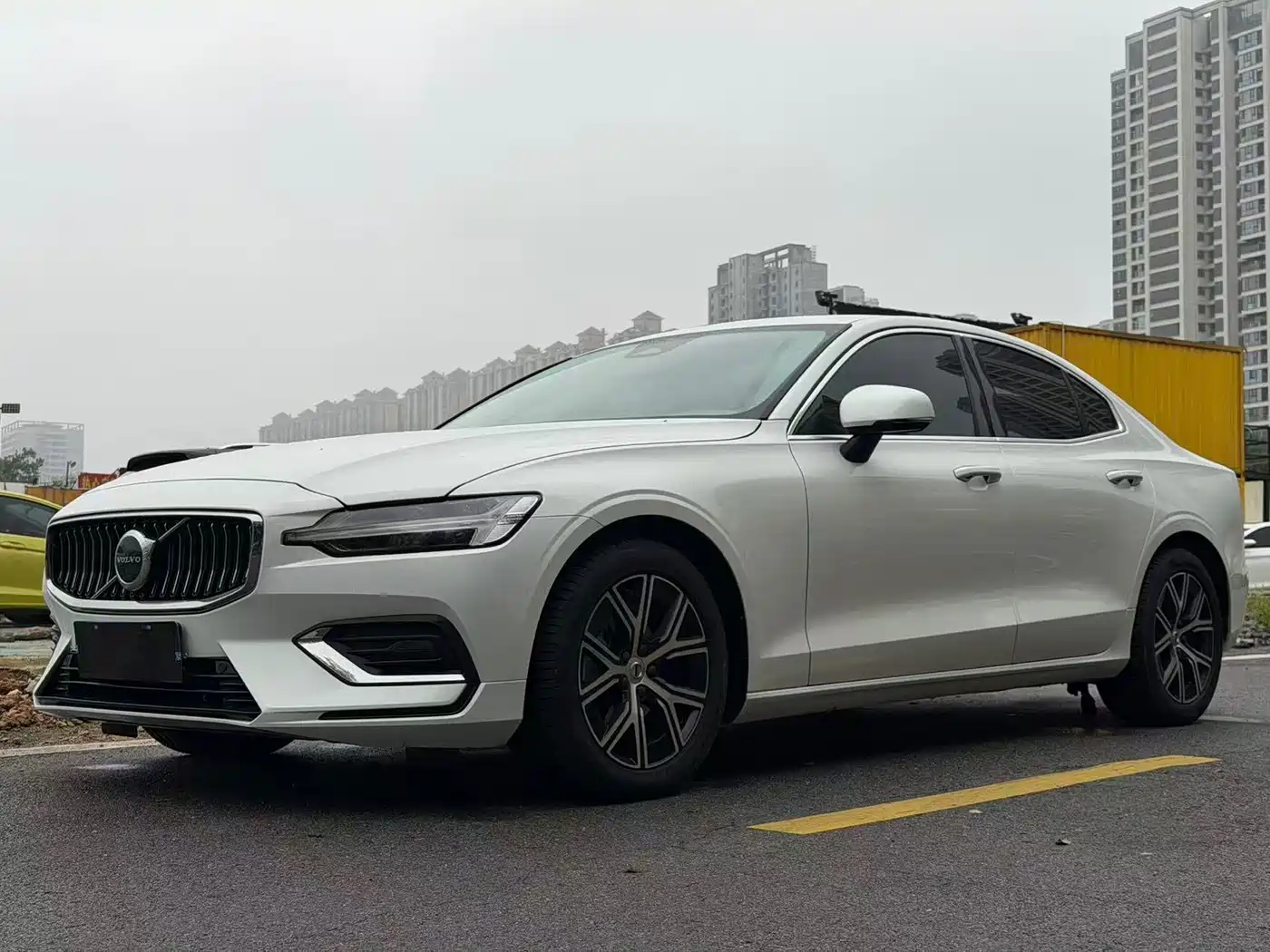 2025 Volvo S60
