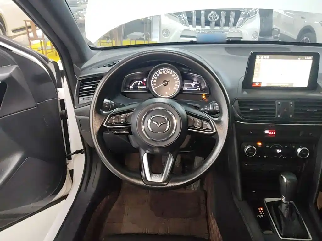 Mazda CX-4 2023 2021 2.0L Auto FWD Skyactiv Explorer Edition