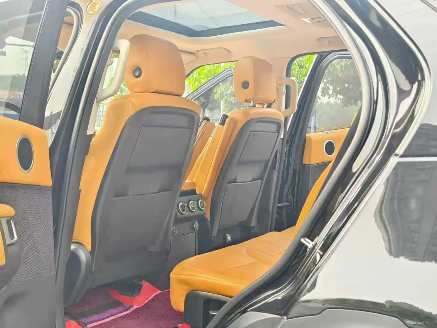 Land Rover Discovery 2020 3.0 SC V6 SE фото 8