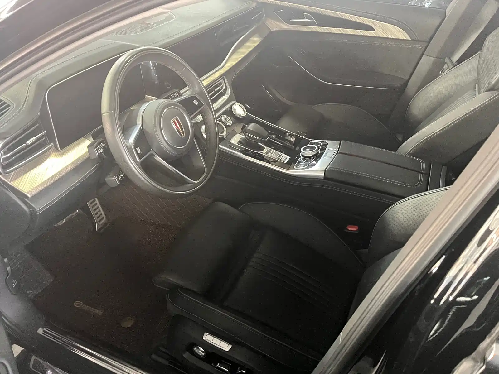 Фото 4 - Hongqi H9