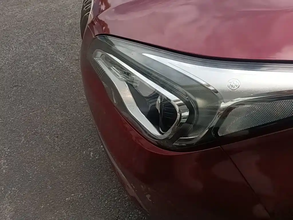 Фото 24 - Buick Envision Plus