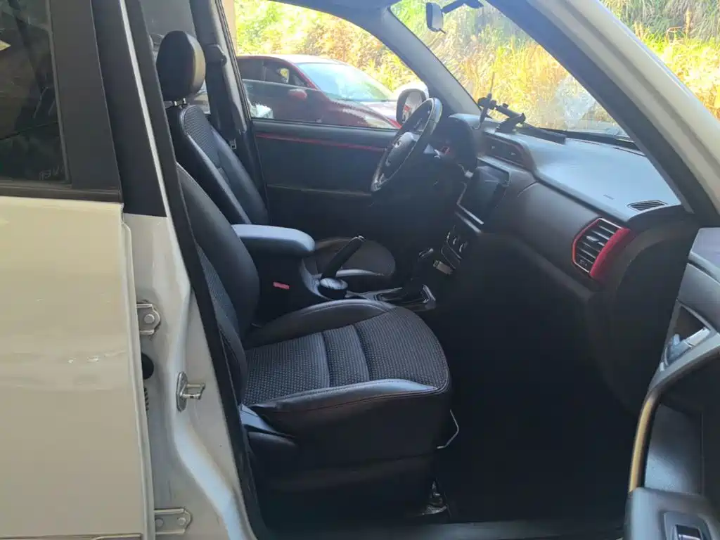 Chery Tiggo 3 2017 2016 1.6L CVT Smart Edition