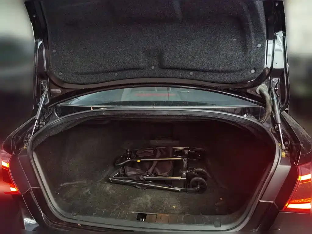 Infiniti Q70 2016 2015 Q70L 2.5L Elite