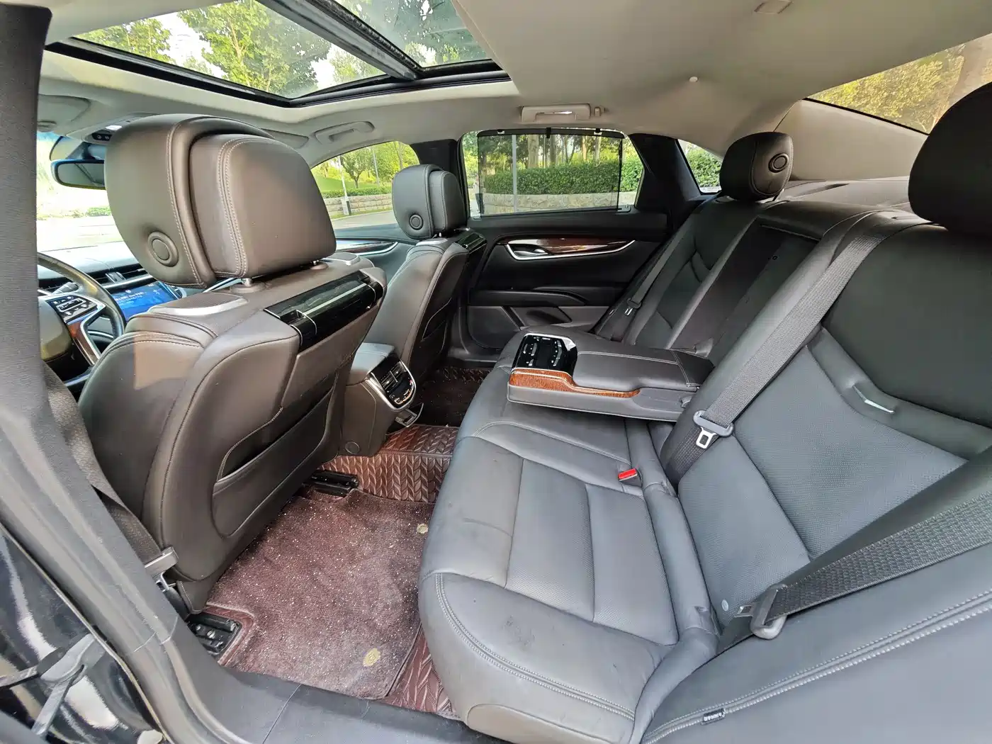 Cadillac XTS 2013 28T Luxury фото 14
