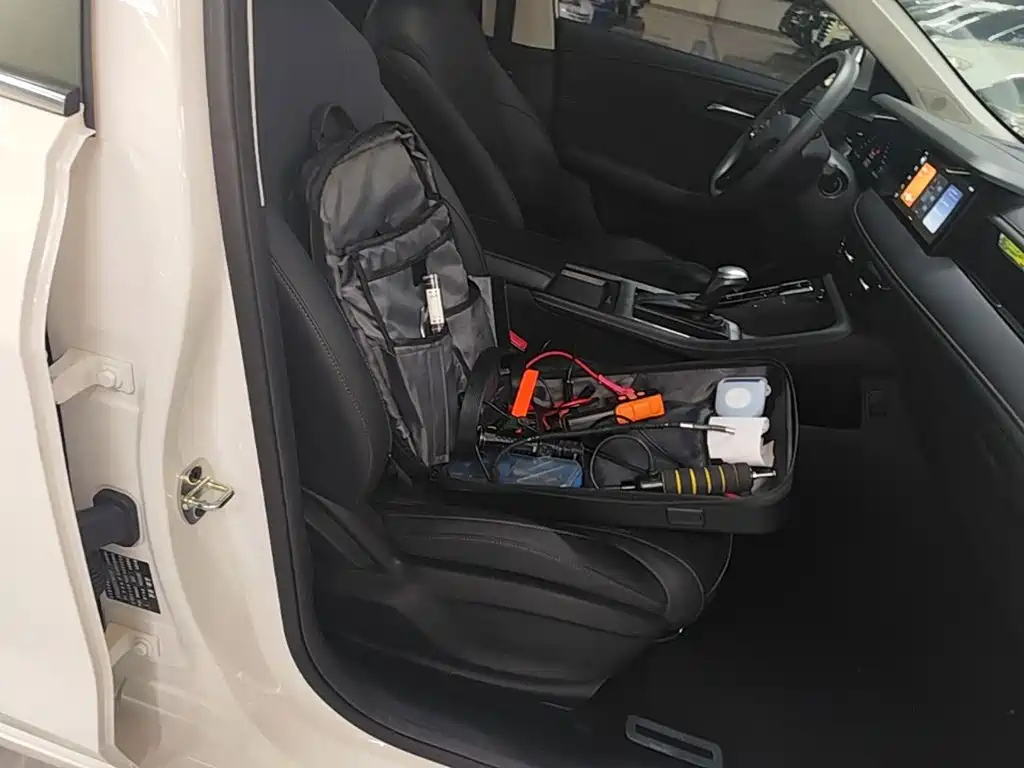 Roewe i5 2025 2023 1.5L CVT Luxury Edition