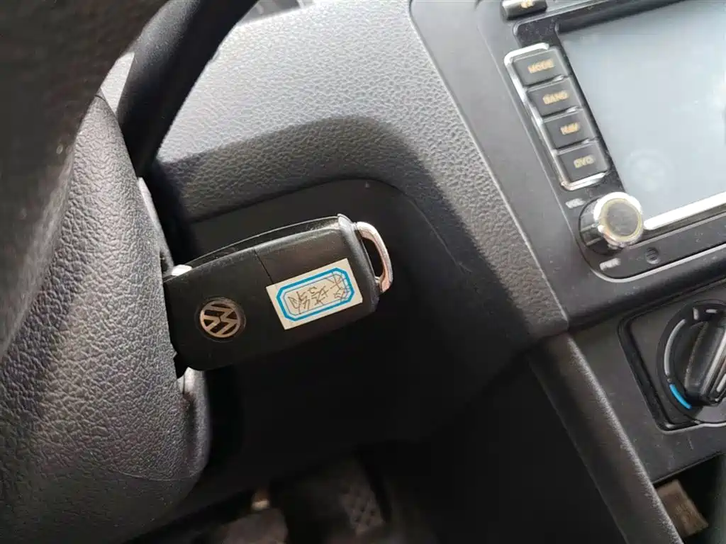Volkswagen Santana 2015 1.6L Automatic Trend Edition фото 9