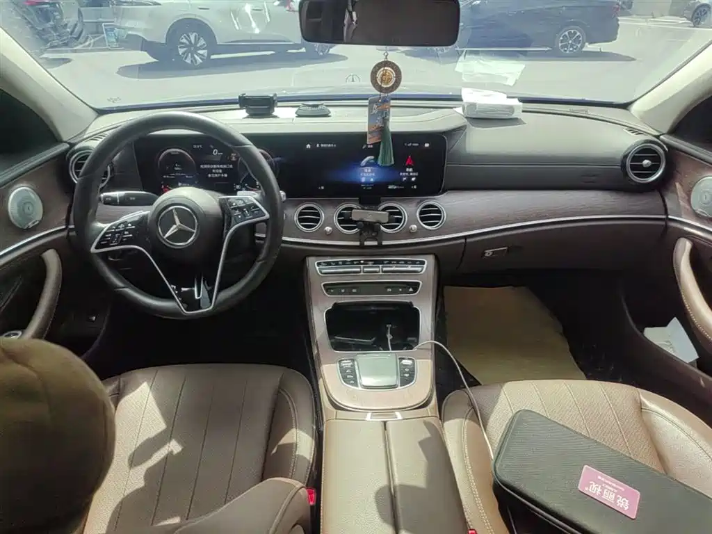 Mercedes-Benz E-Class 2023 E 300 L Luxury фото 16