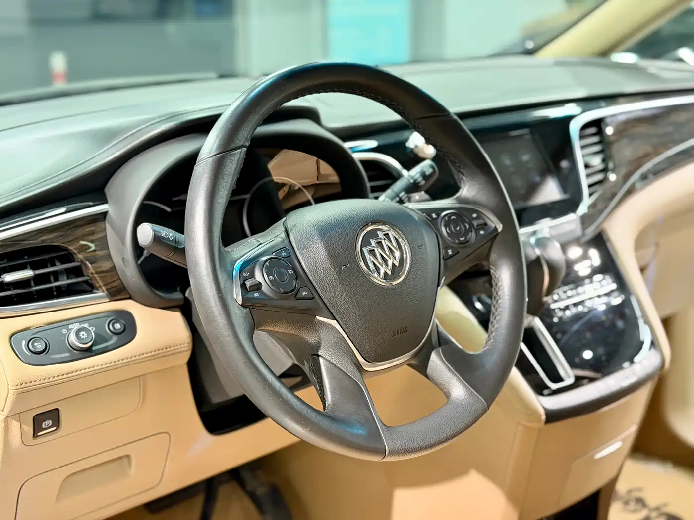 Buick GL8 2017 ES 28T Flagship China V фото 10