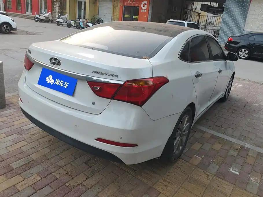 Hyundai Mistra 2014 1.8L Auto Smart GLS фото 3