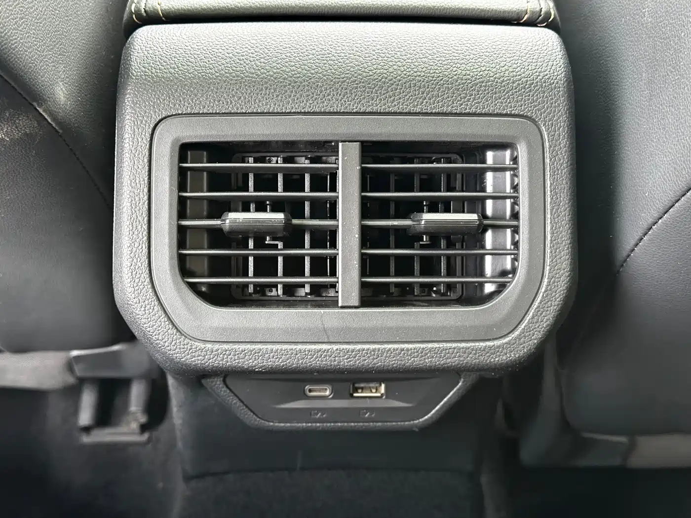 Volkswagen Lavida 2022 280TSI DSG Comfort Edition фото 17