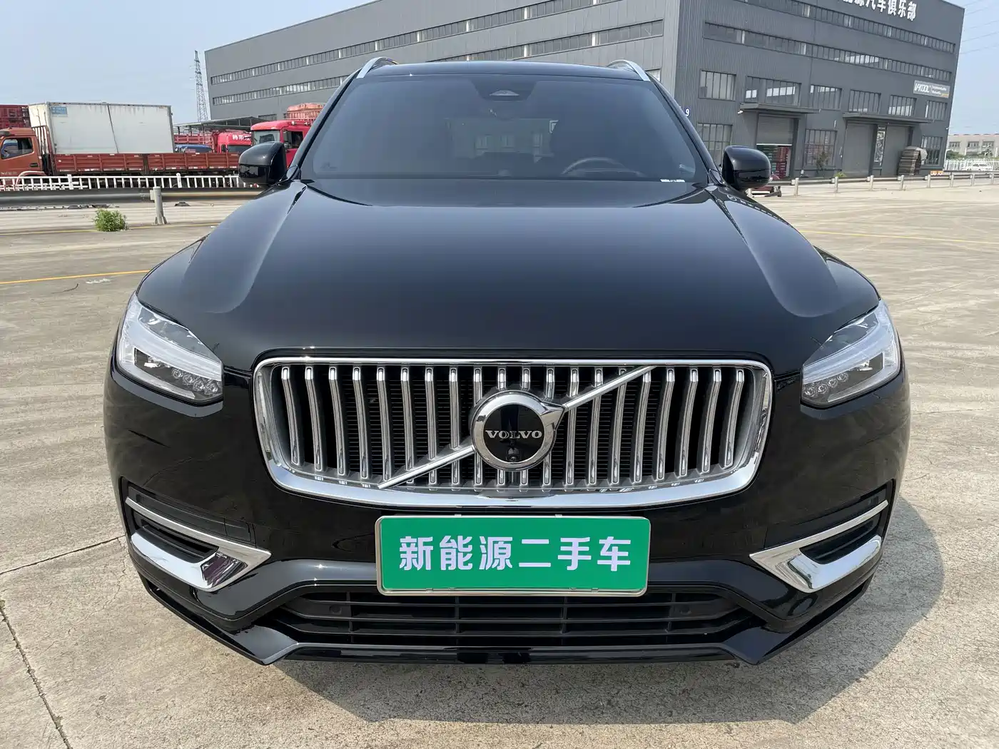 Volvo XC90 Plug-in Hybrid 2023 2024 T8 Premium Luxury 7-Seater