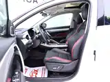 Фото 10 - Geely Coolray
