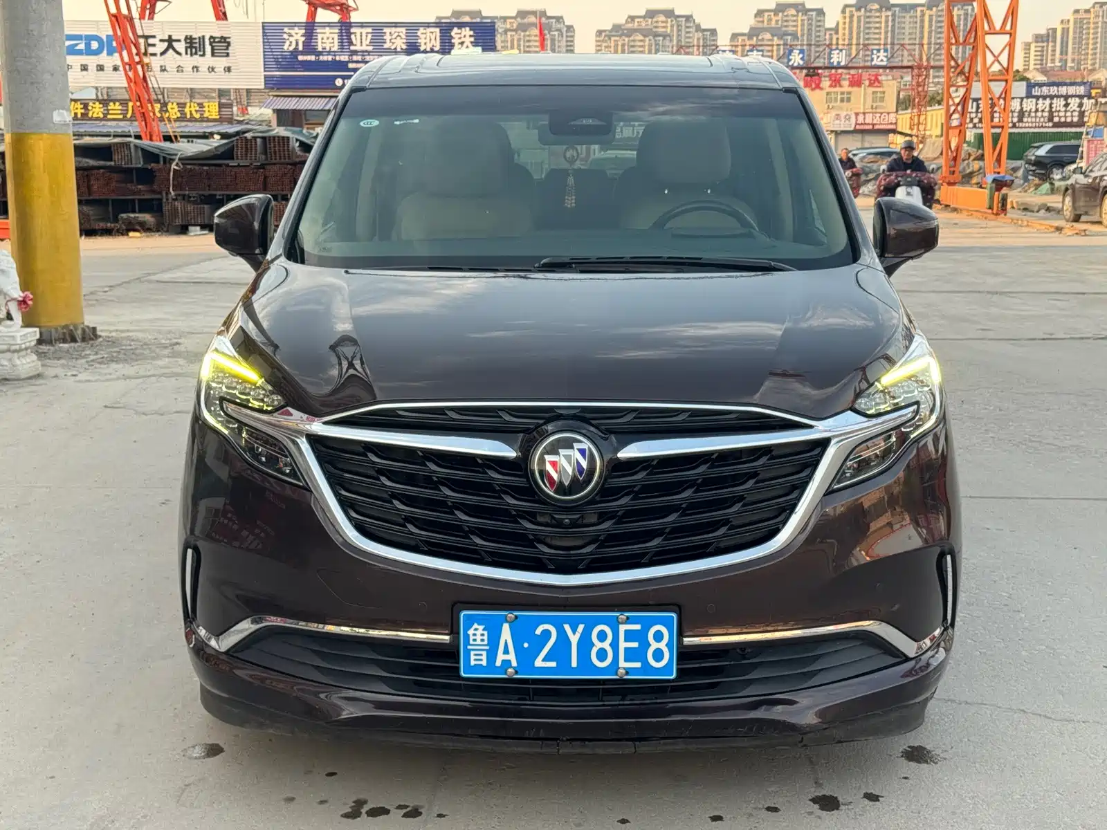Фото 2 - Buick GL8